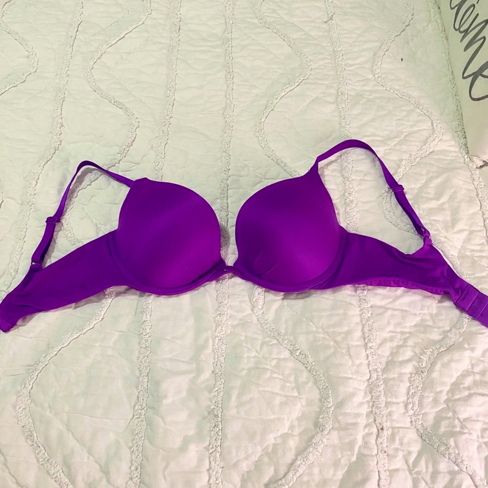 Victoria Secret Plunge Push-up Bra